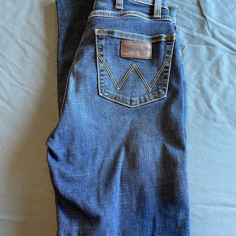 Wrangler high rise skinny size 25